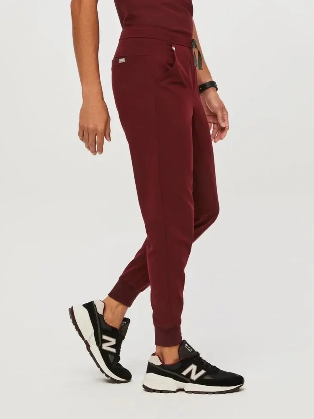 Figs Tansen Jogger Scrub Technical Pant Burgundy Small Medical Nursing